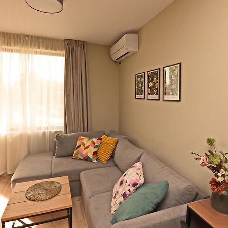 Kalina Apartment Казанлык Экстерьер фото